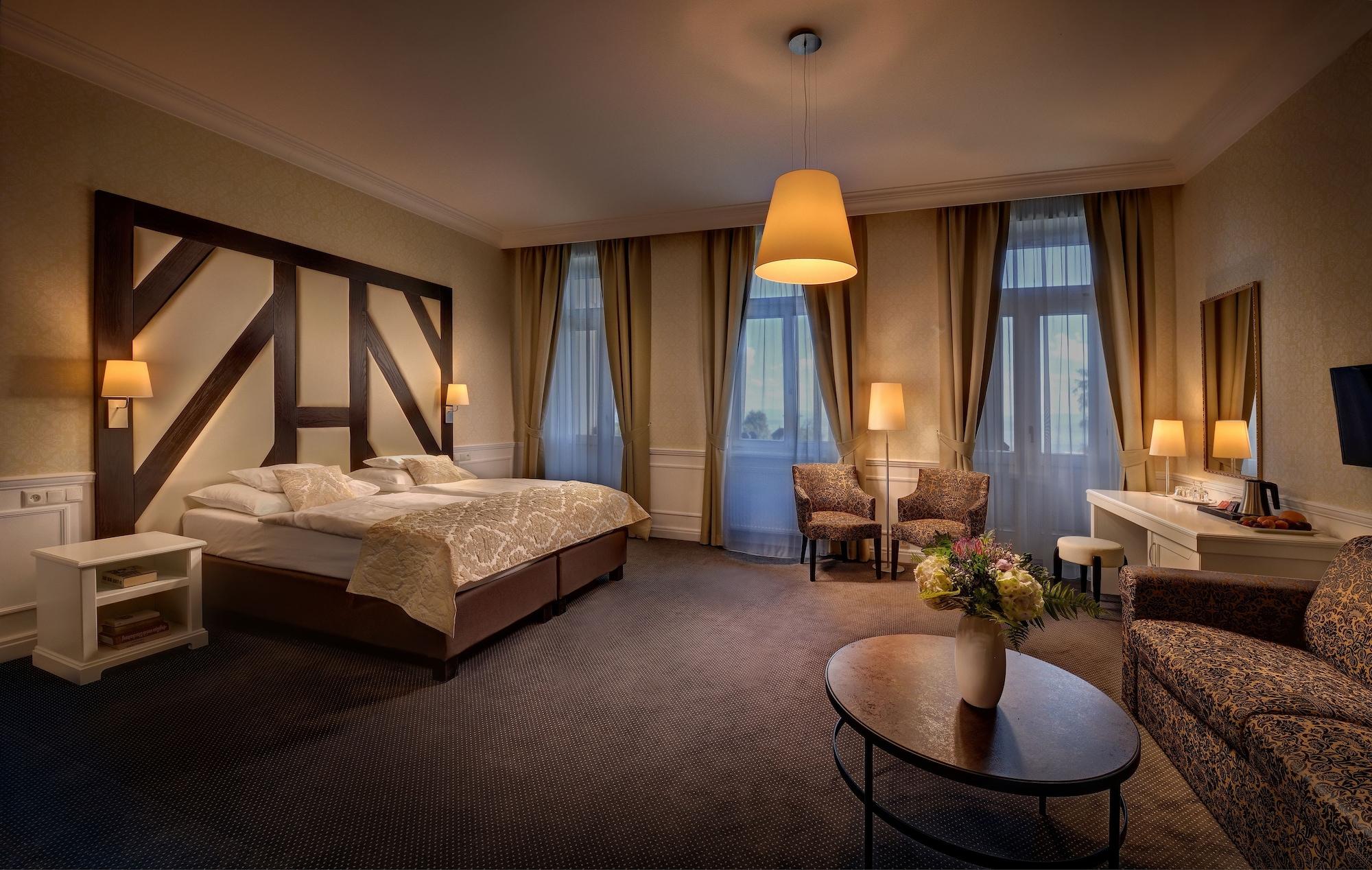 Grand Hotel Stary Smokovec Vysoke Tatry Bagian luar foto